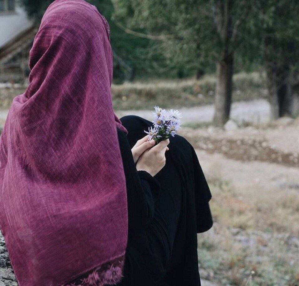 Красивые Фото Девушек В Хиджабе Со Спины