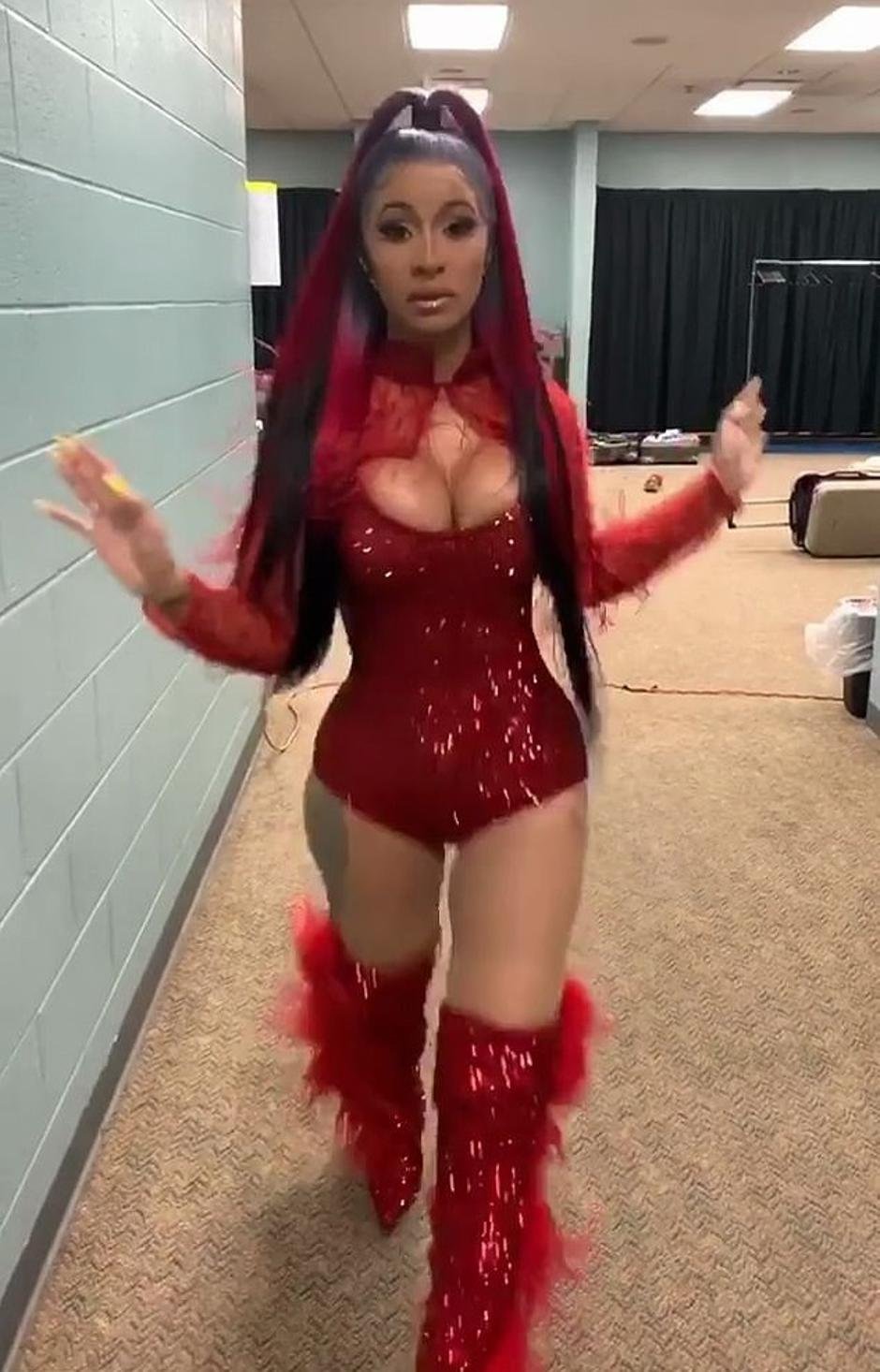 Cardi b фото