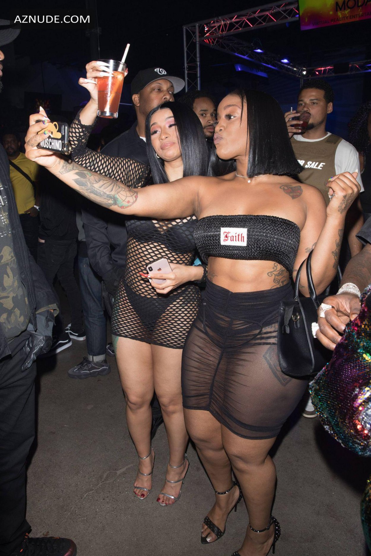 Cardi b фото