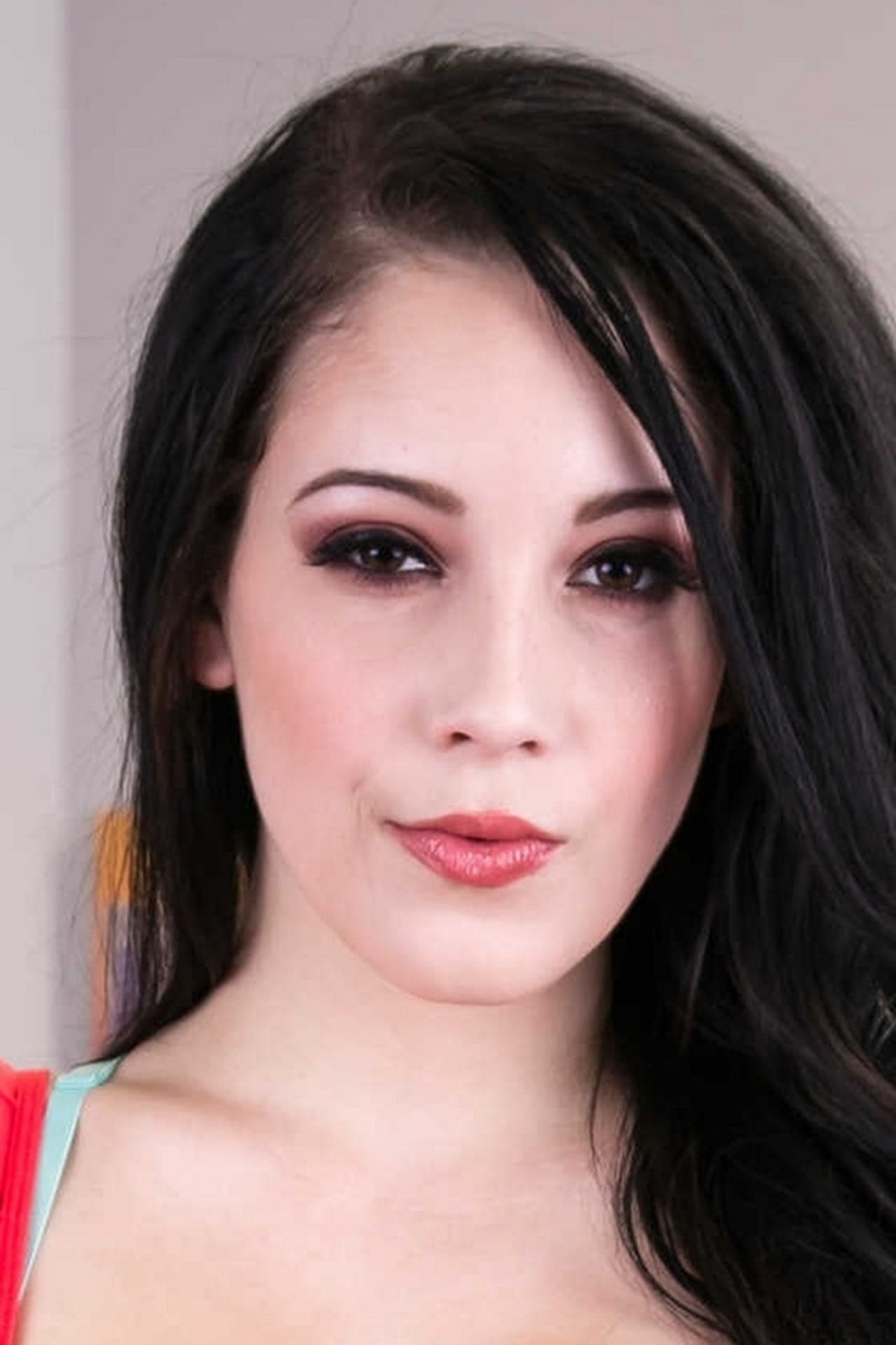 Noelle Easton Bio Net Worth Wiki Videos Photos Age And New Updates Images 8083
