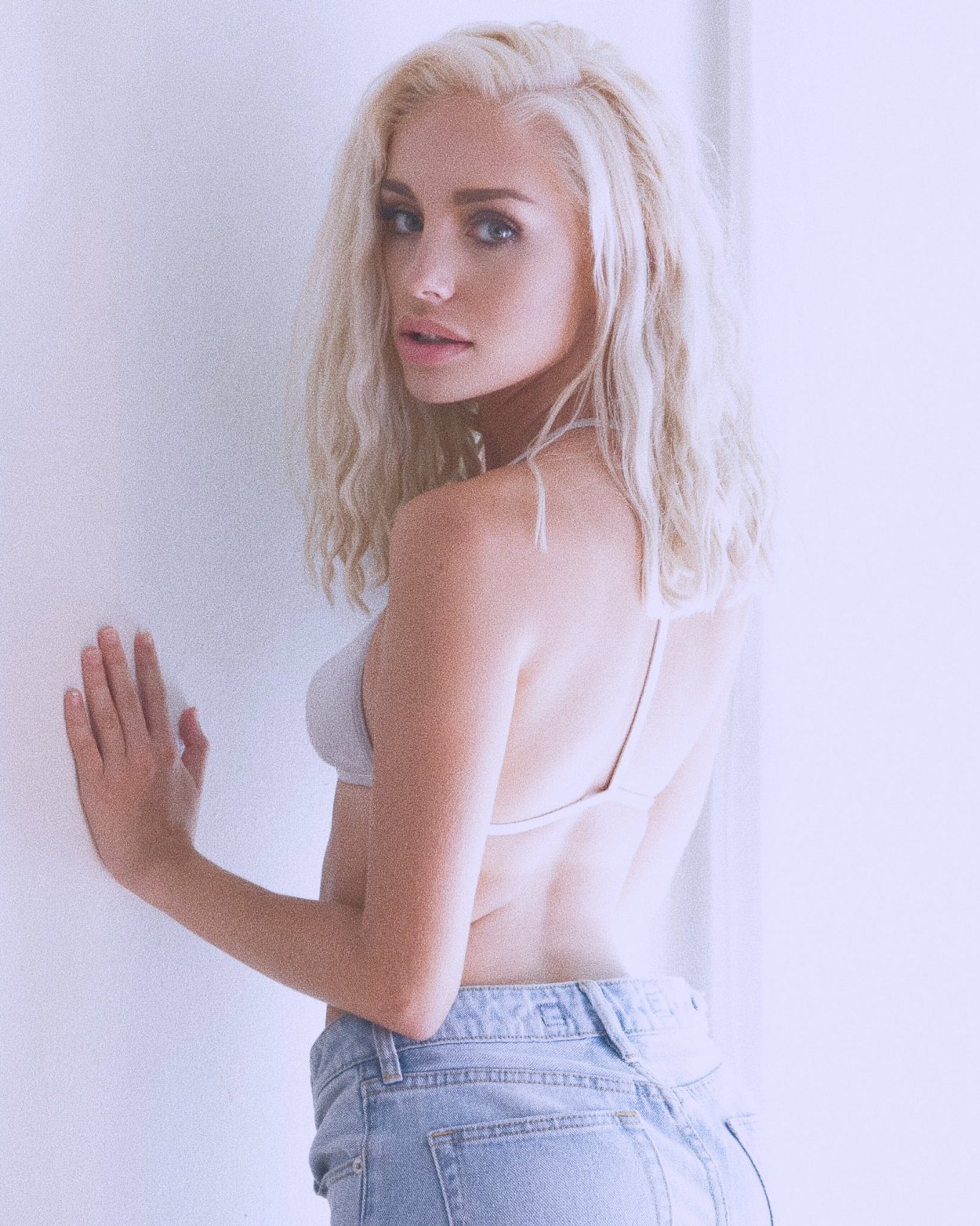 Naomi woods onlyfans.