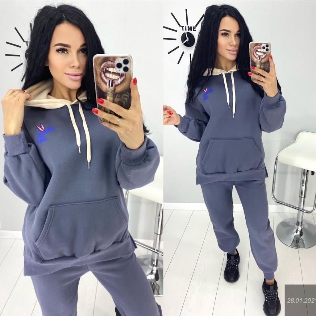 Спортивные костюмы женские модные