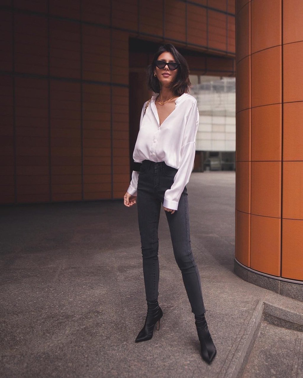 Белая блуза жаккард Street Style