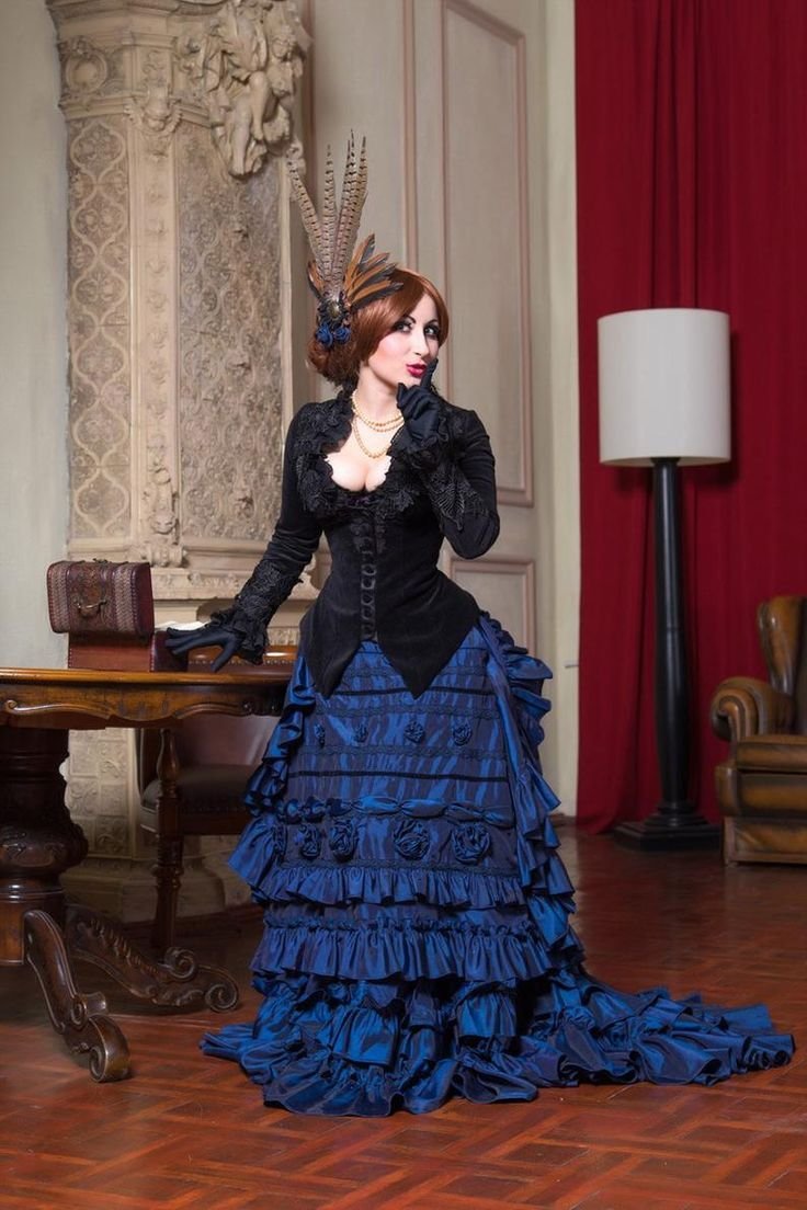Виктория Fantasy Gown