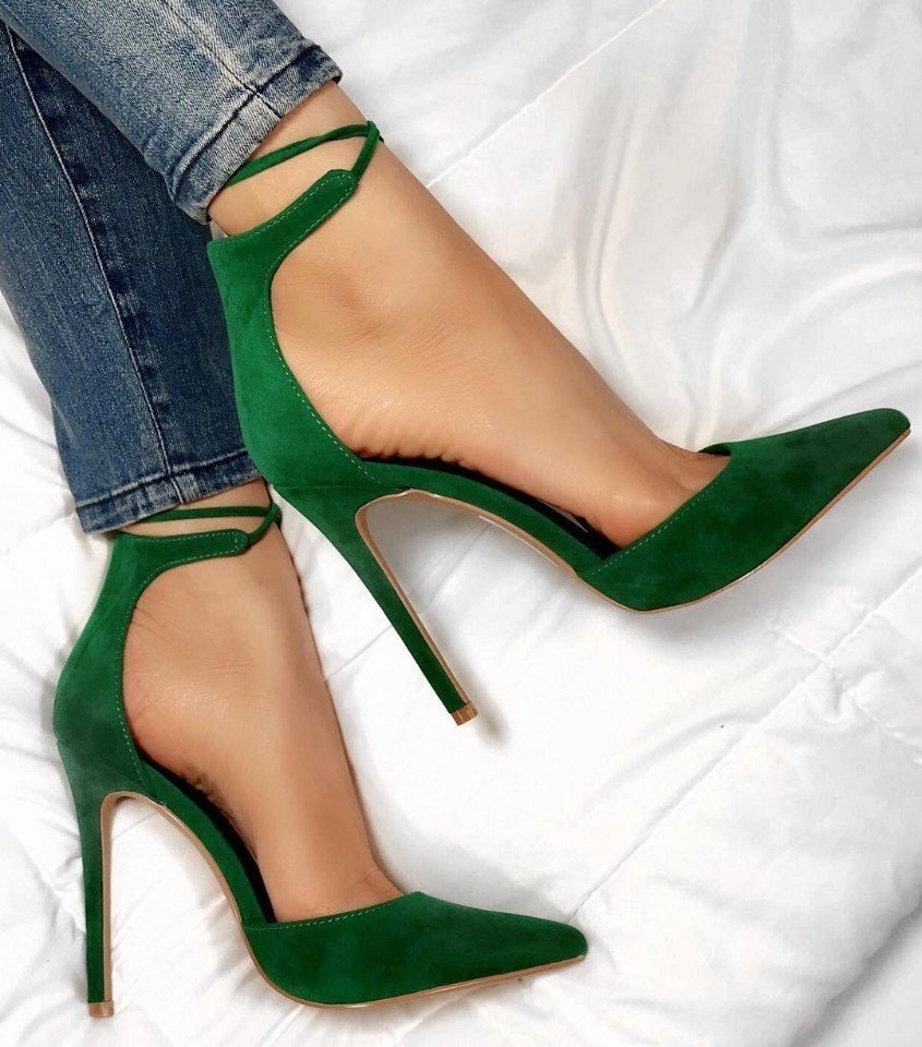 Женские зеленые туфли