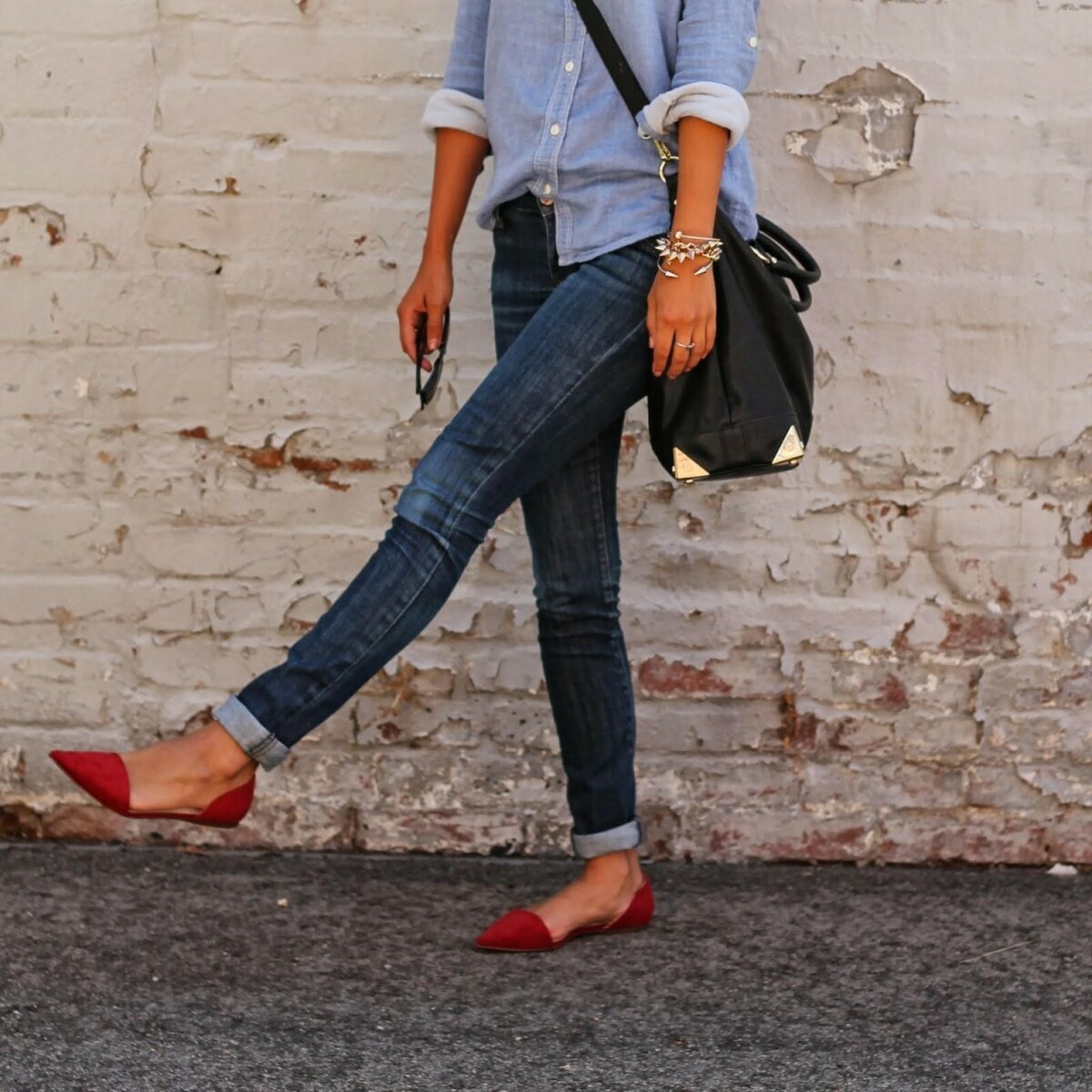 Красные туфли с джинсами
