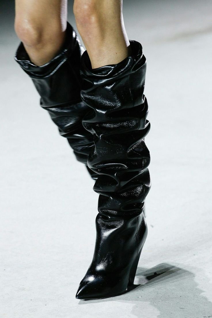 Saint Laurent сапоги кожаные женские 2017