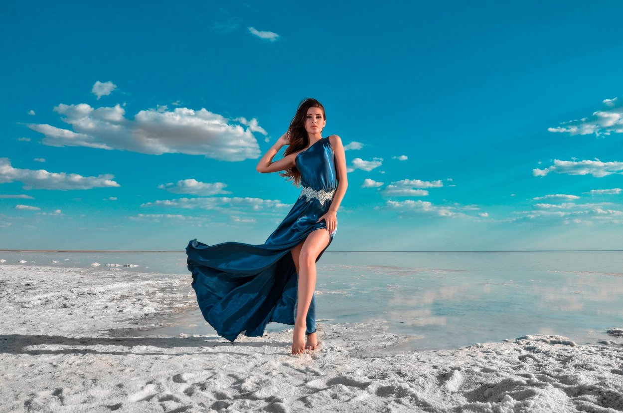 Фотосессия на пляже в платье