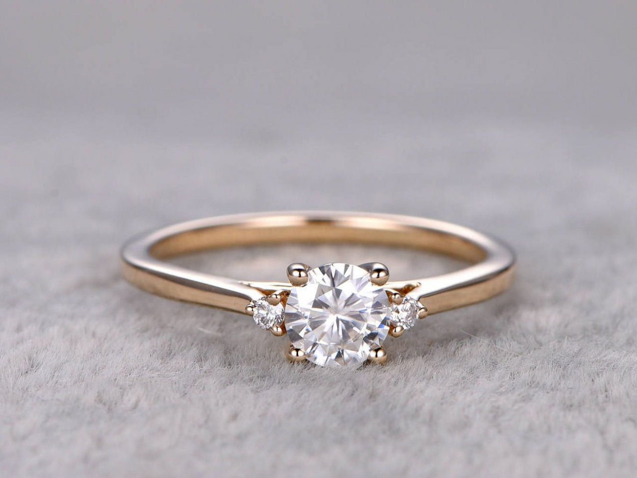 Кольцо с бриллиантом 11ct