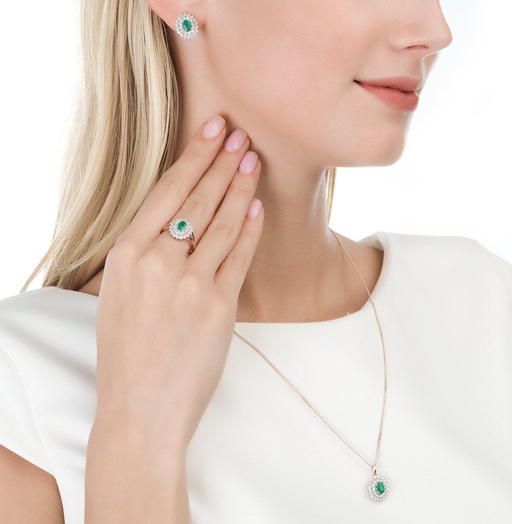 Серьги с изумрудом фабрики Эстет артикул 0 1 ц 61 32 11