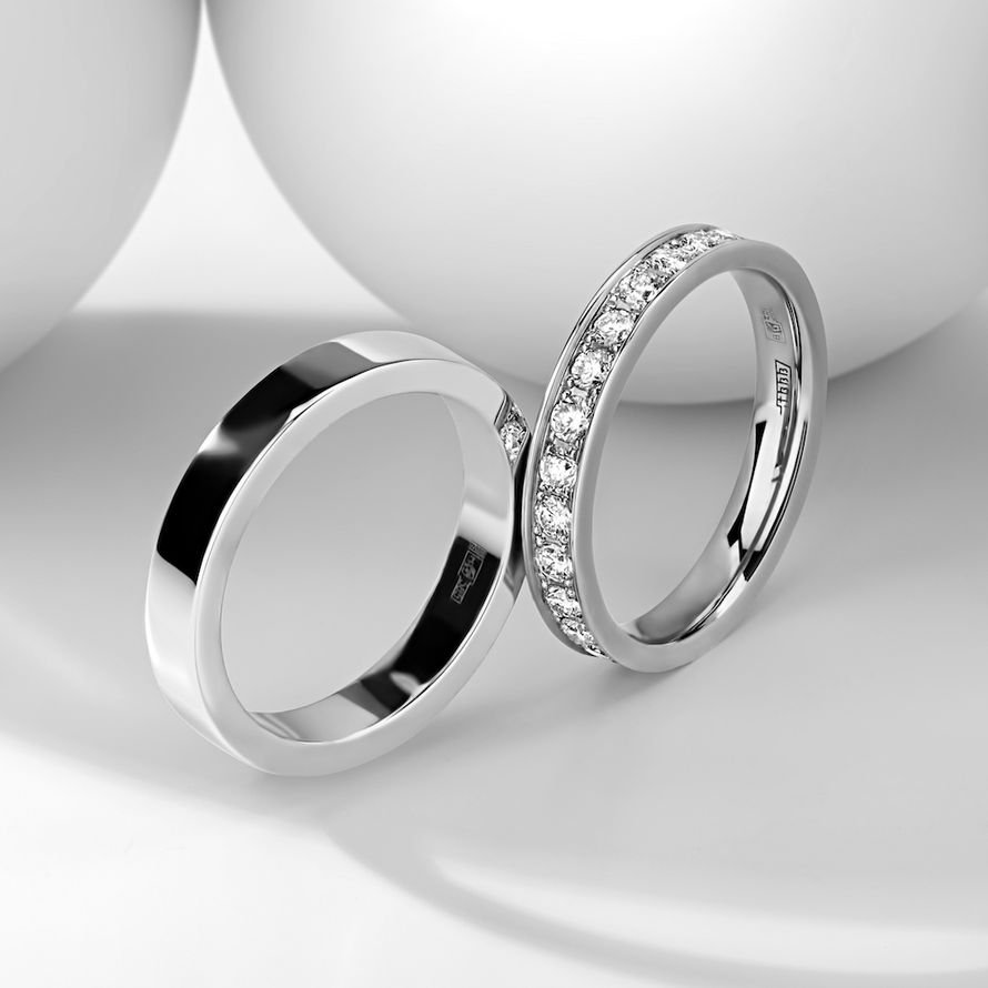Парные кольца с бриллиантами
