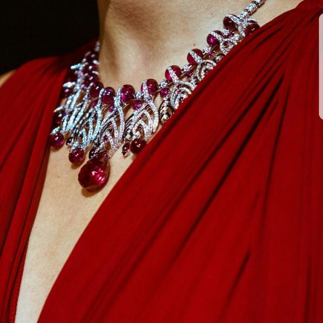Рубиновое ожерелье ( Ruby Necklace)