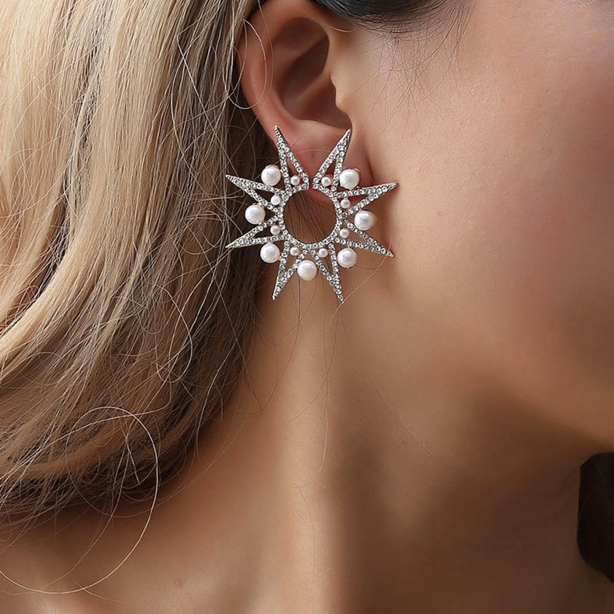 Сережки женские