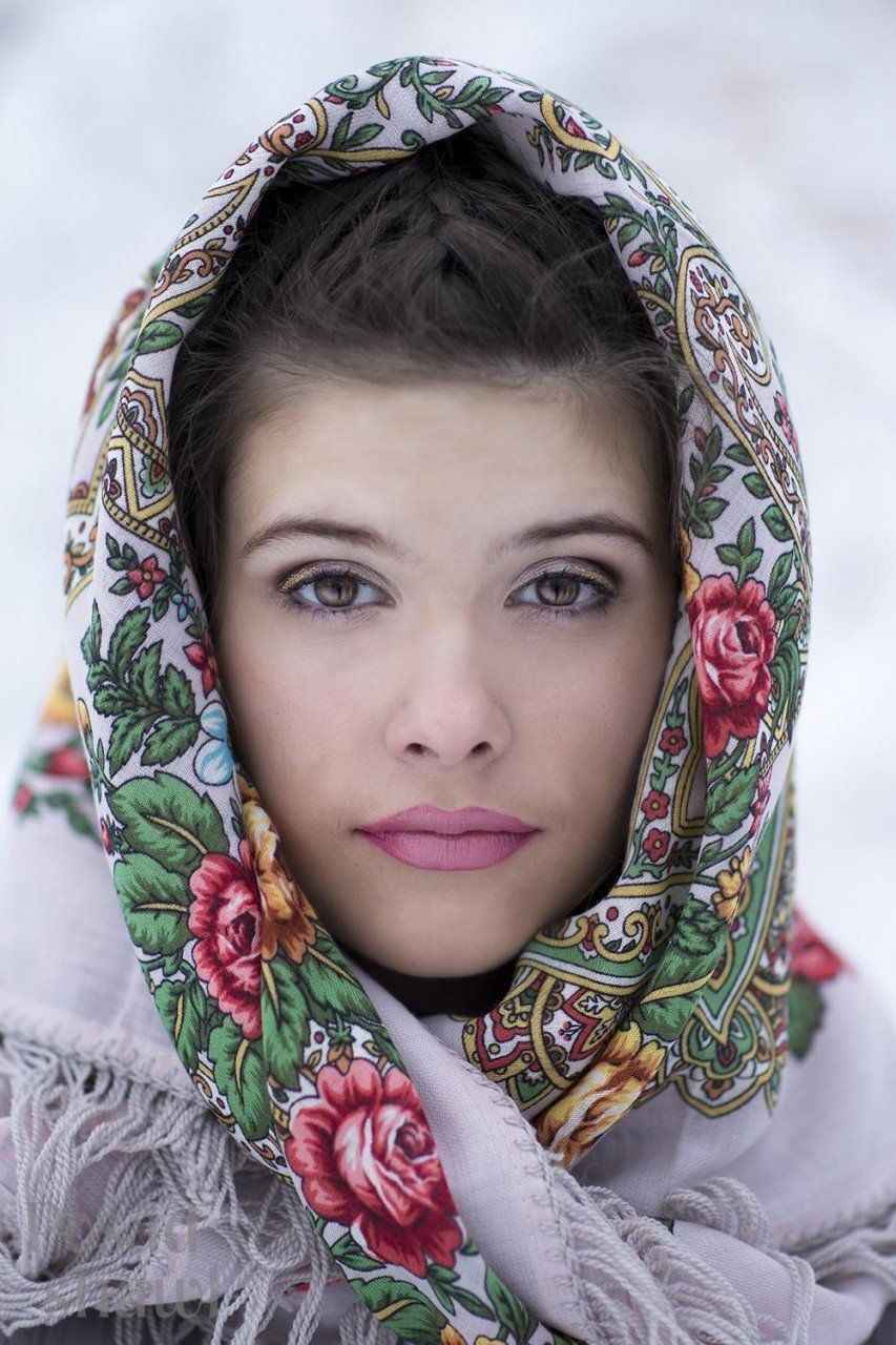 Павлопосадский платок русская красавица