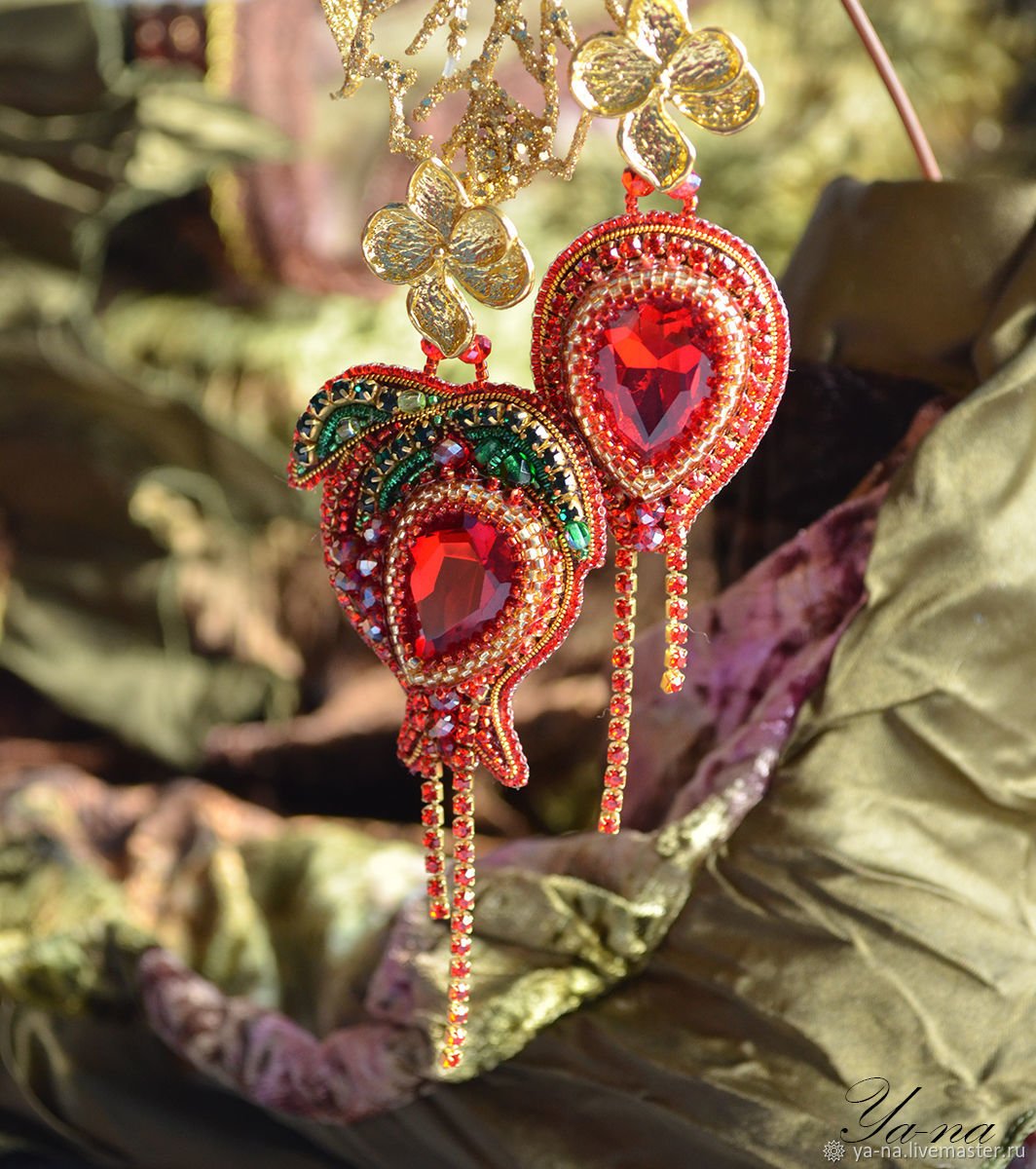 Серьги снежинки из бисера