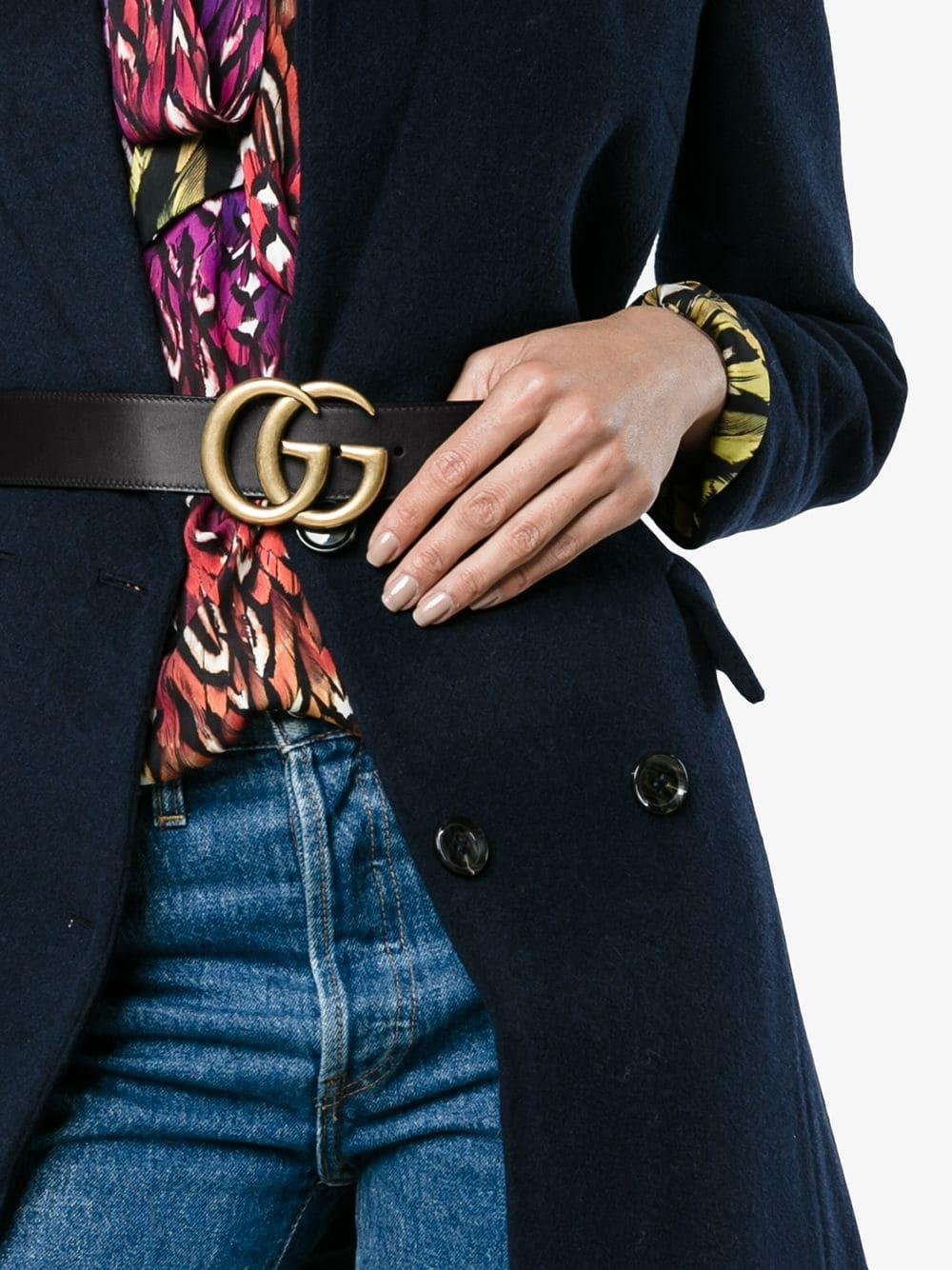 Ремень Gucci на талии