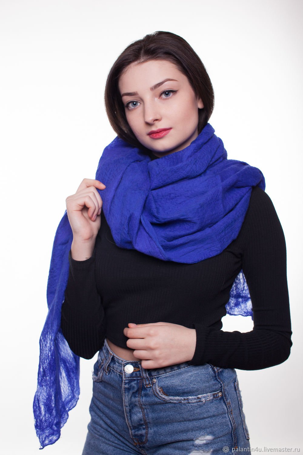 Синее пальто с палантино