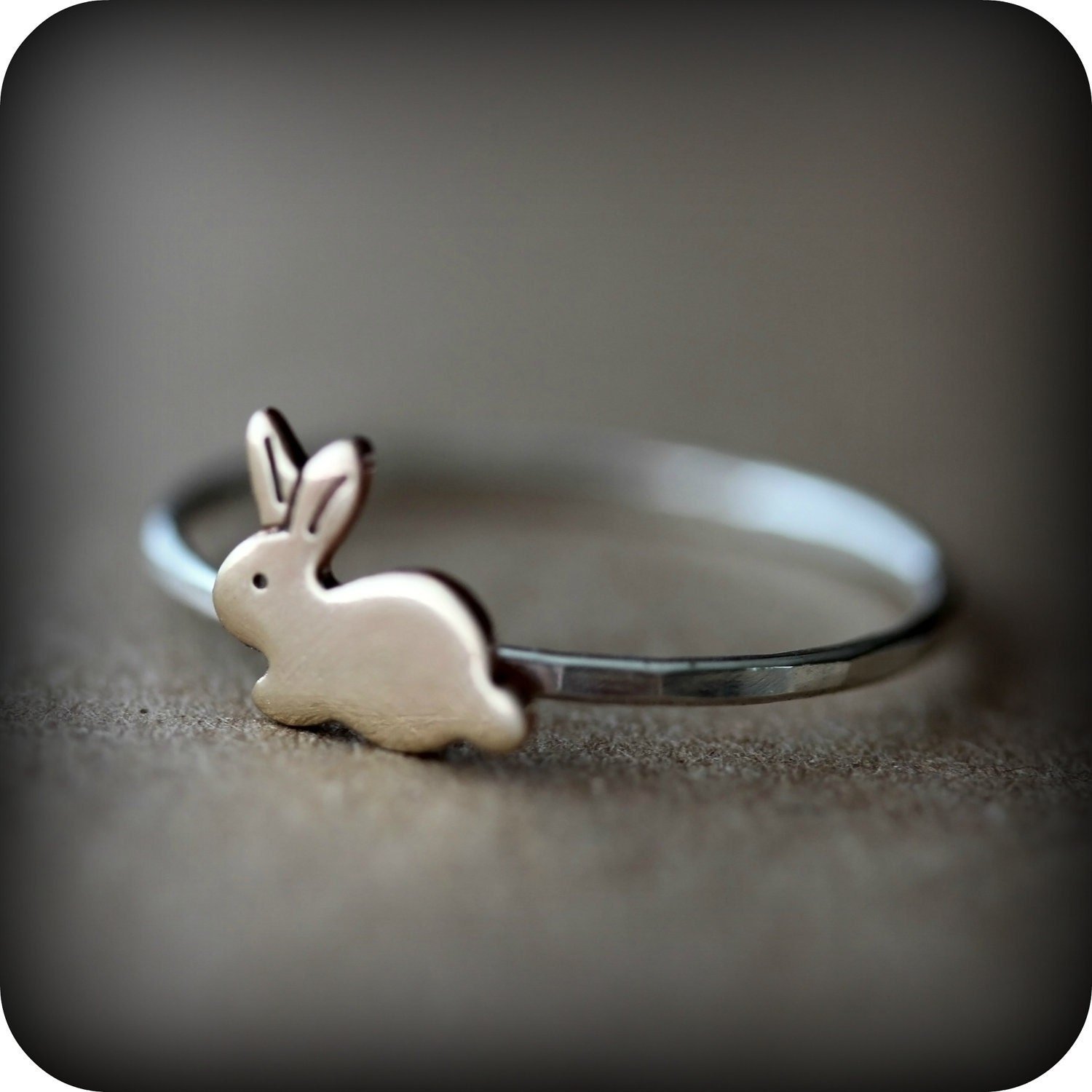 Кольцо кролик