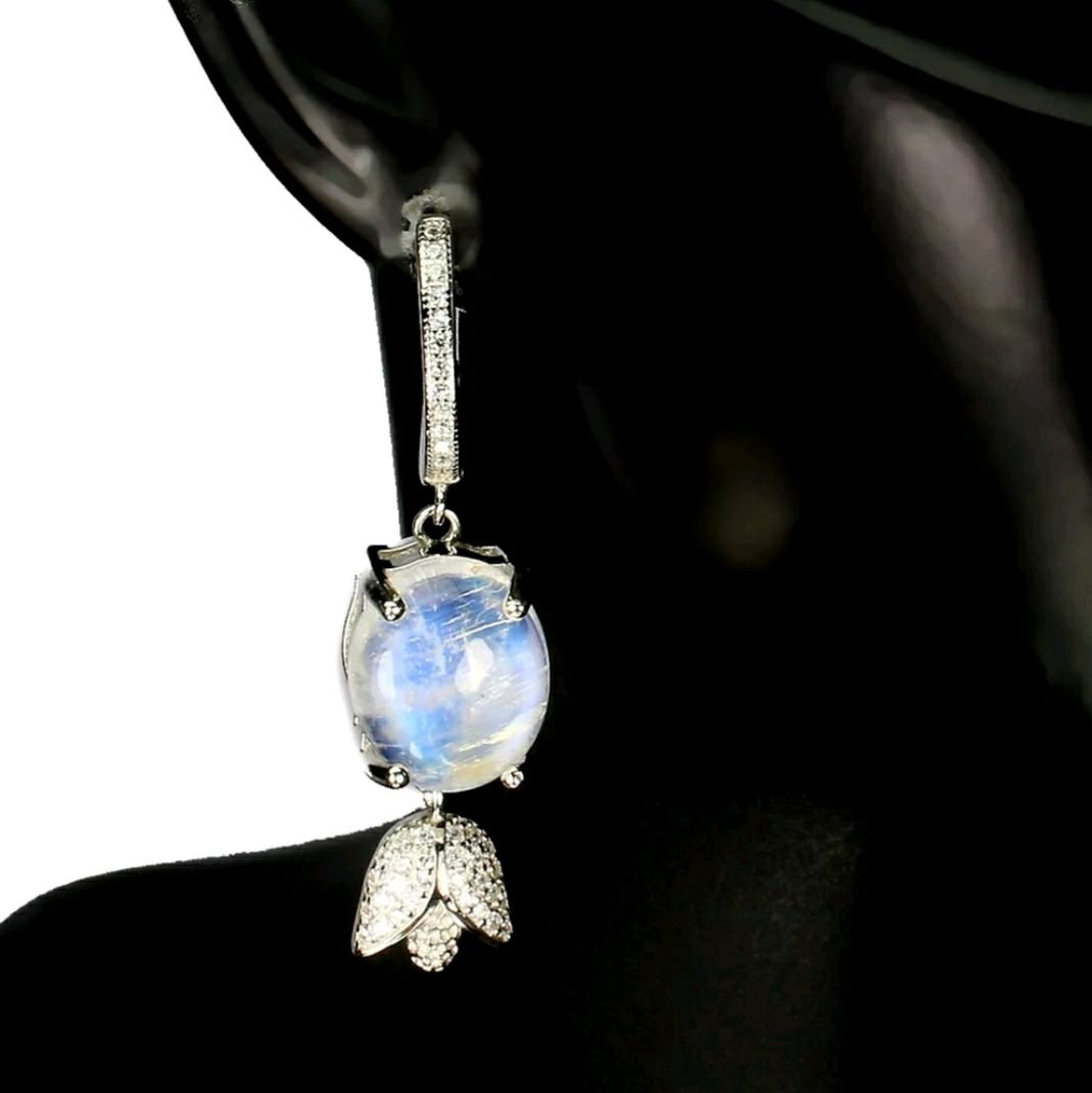 Серьги с лунным камнем 585
