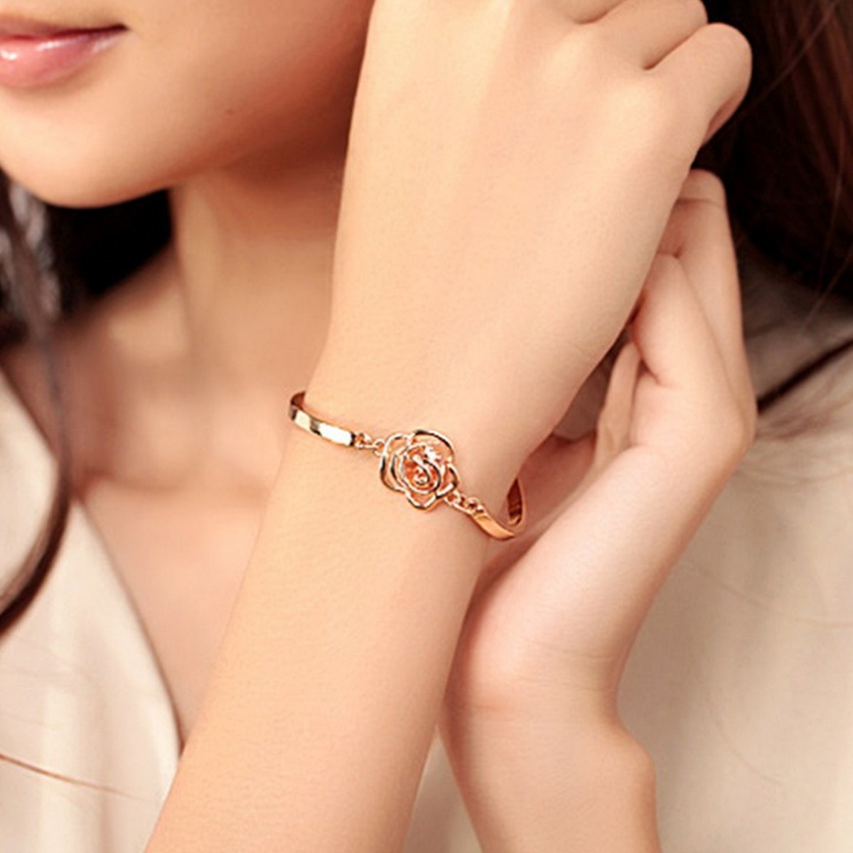 Серьги Cartier 2021 эксклюзив с бриллиантами