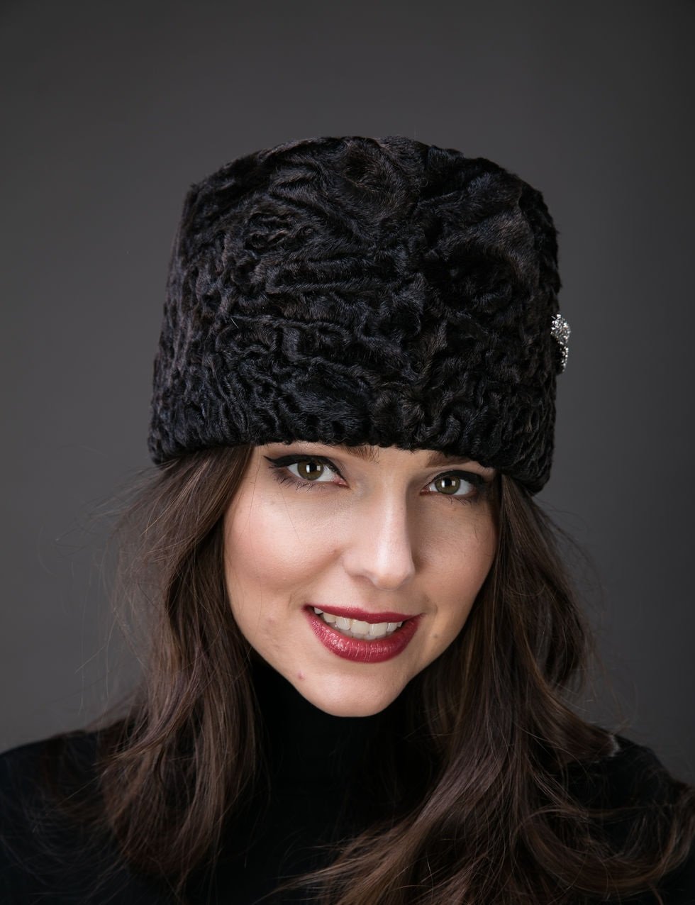 Шапка папаха женская