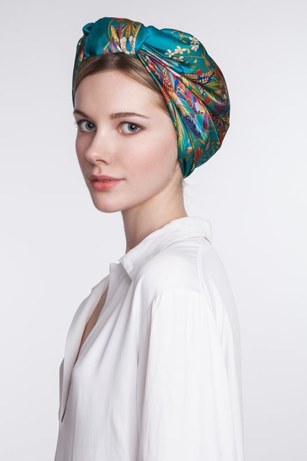 красиво завязанный платок на голове фото