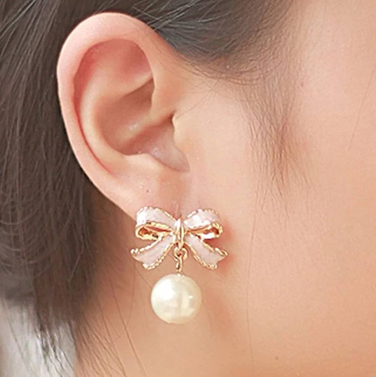 Сережки с бантами