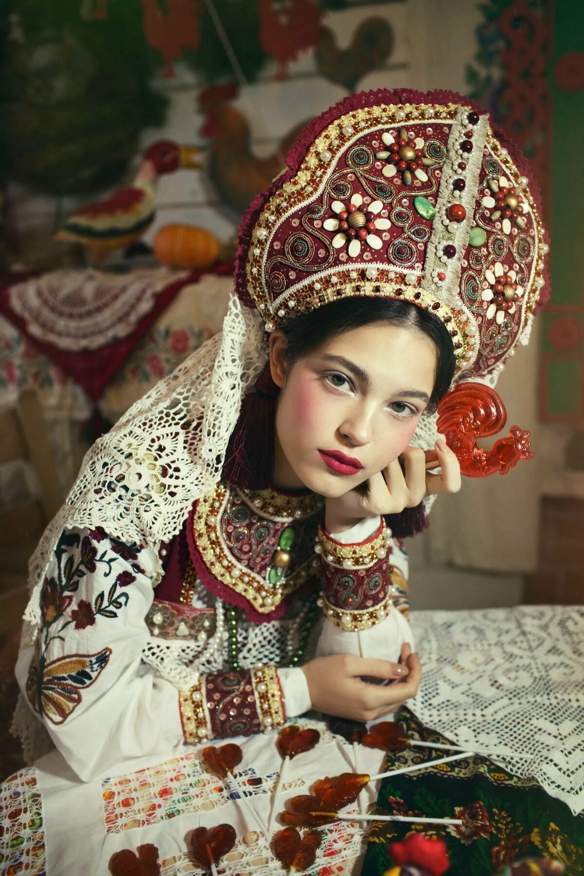 Девица в кокошнике