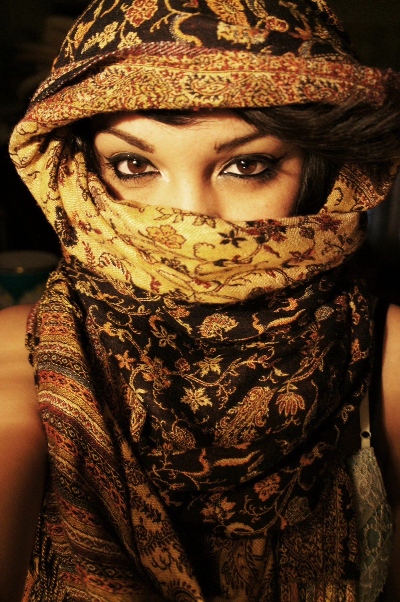Платок арабка. Арабские девушки. Восточные женщины. Красивые восточные женщины. Арабские жены.
