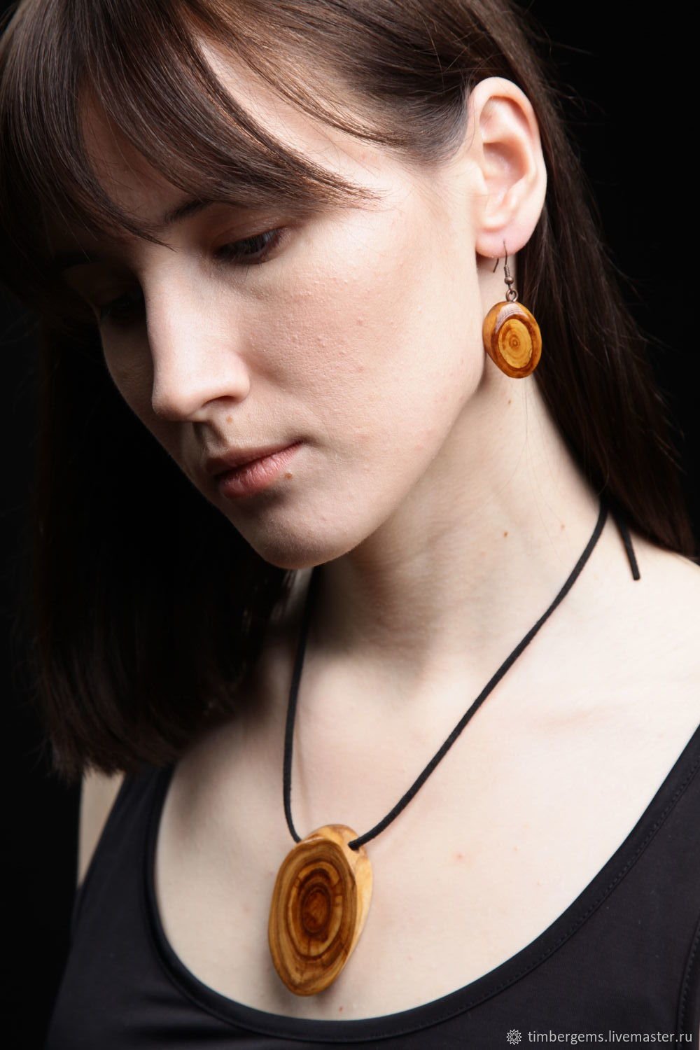 Серёжки из деревянной линейки