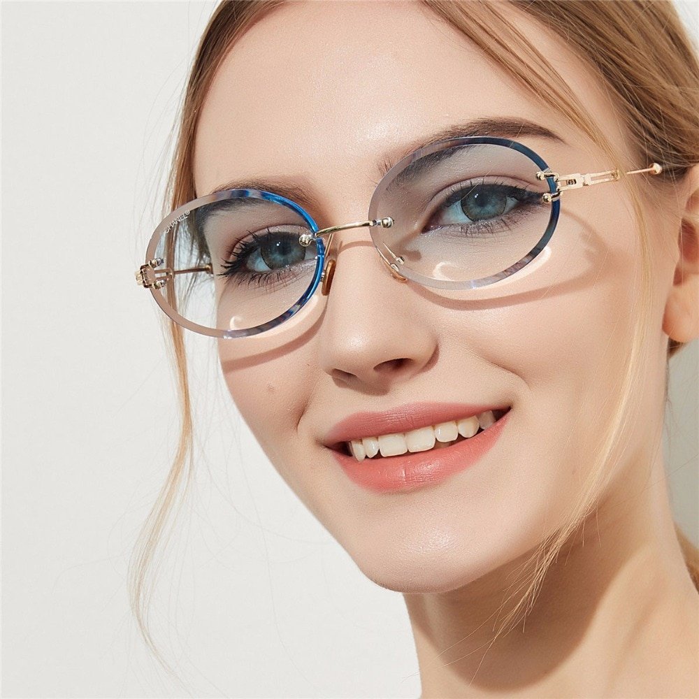 Очки для зрения модные