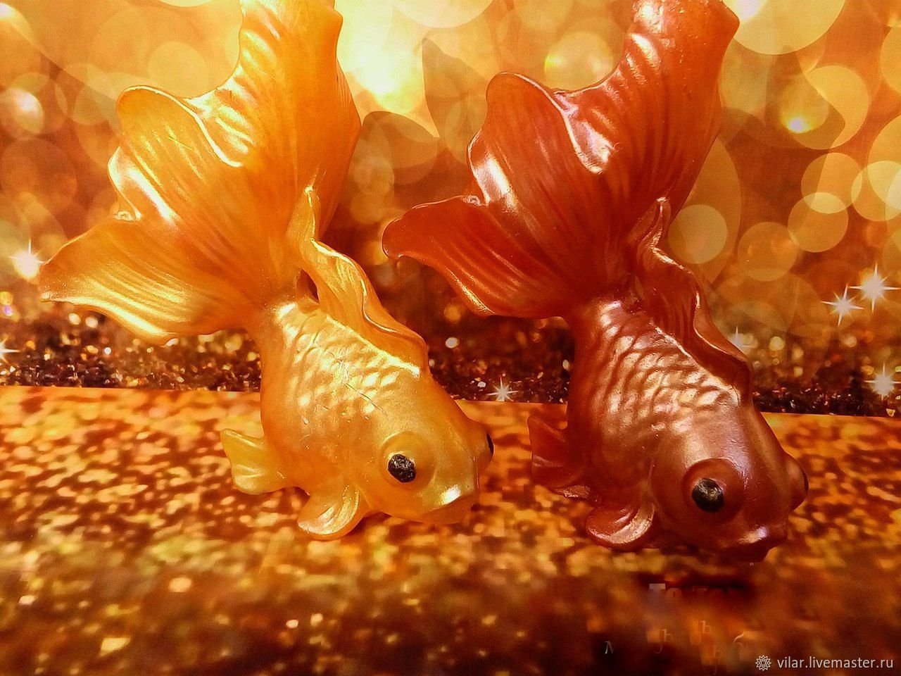 Золотая рыбка правильно. Золотая рыбка. Золотая рыбка декоративная. Zoltaya Rubka. Большие золотые рыбки.