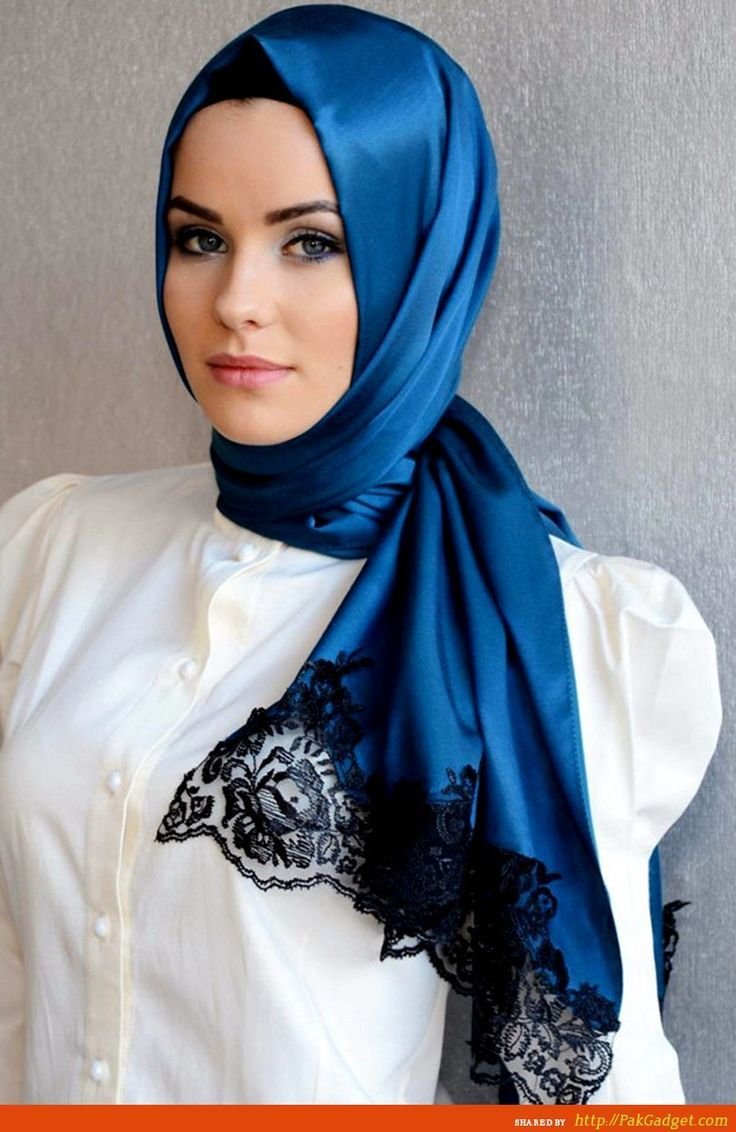 Девушка платке хиджаб