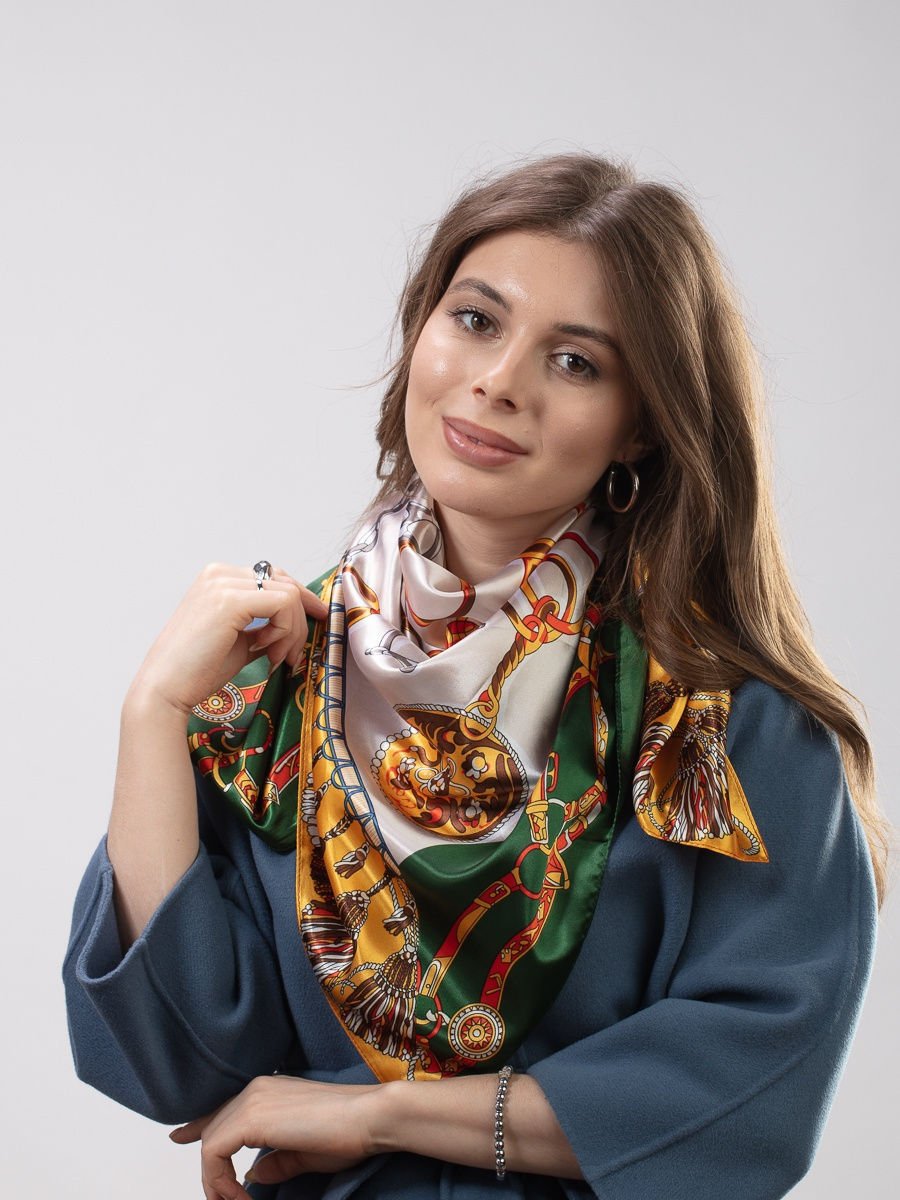 Guzelia платок колье