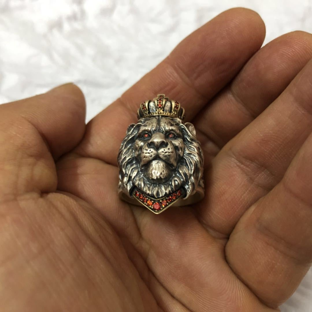 Кольцо Лев