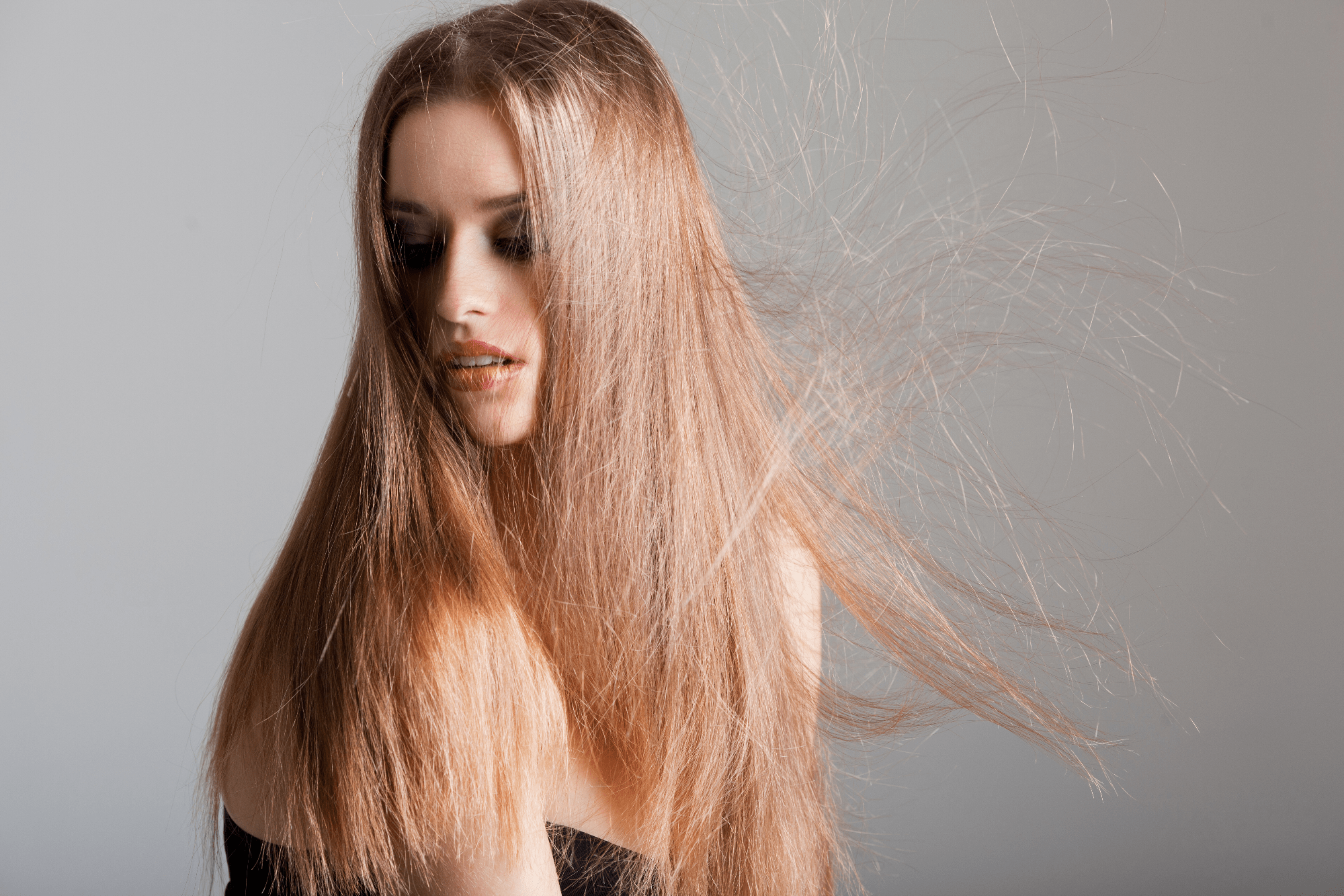 Самих лучше волосы. Hanna Finsen певица. Волосы электризуются. Электризация волос. Смешанный Тип волос.