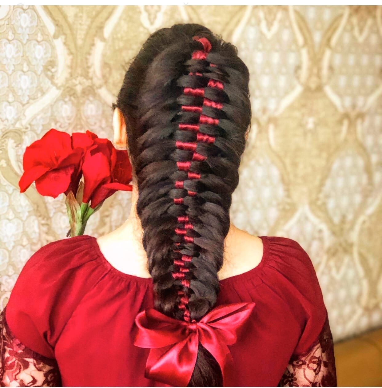 Голландские косы с лентой