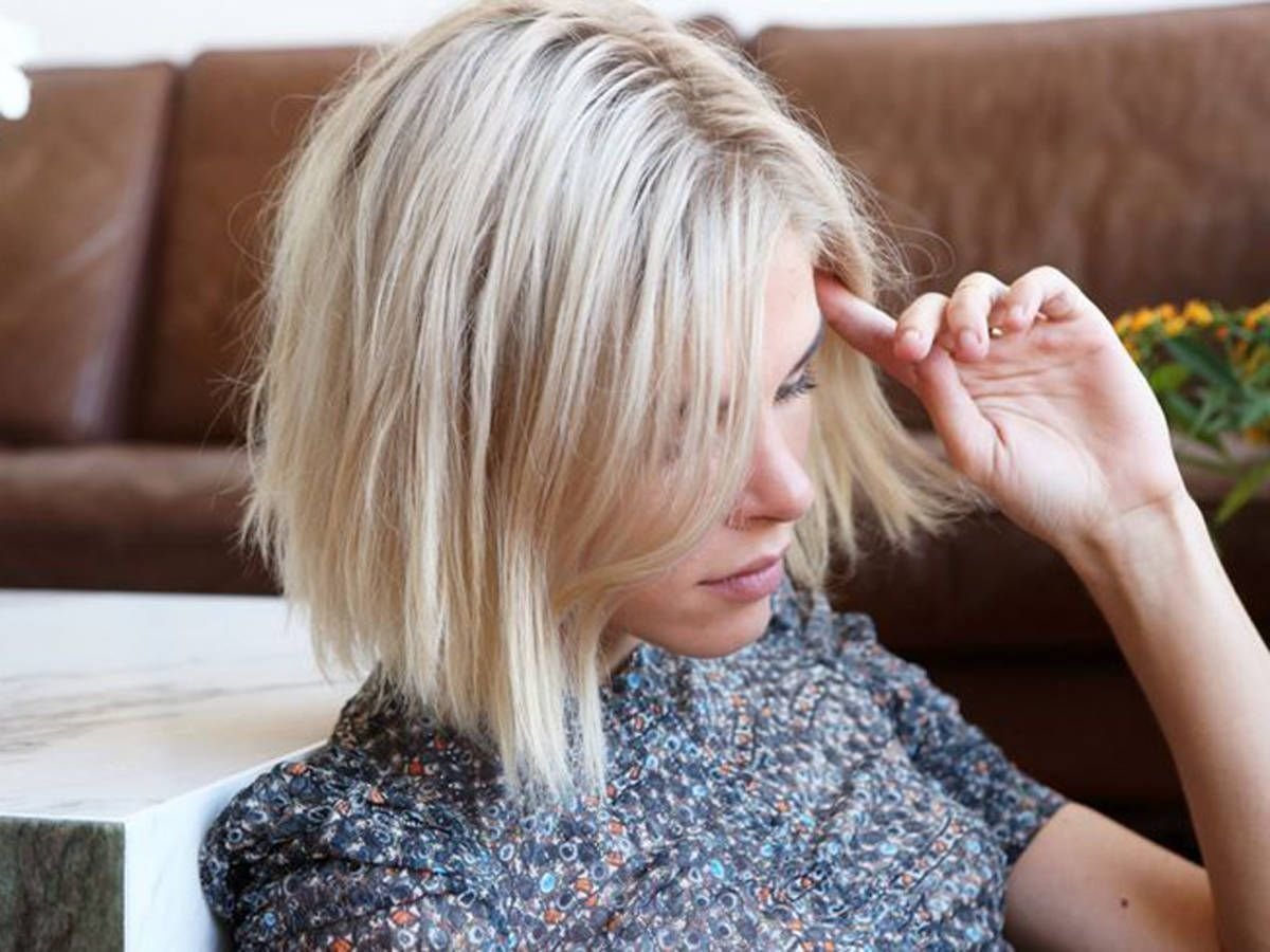 Alysha nett в платье