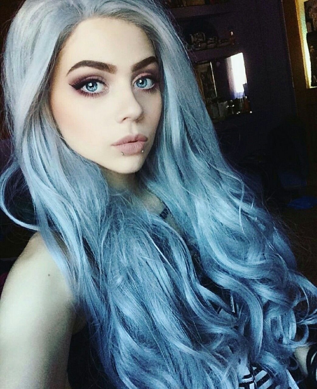 Lastfeastofthewolves голубые волосы