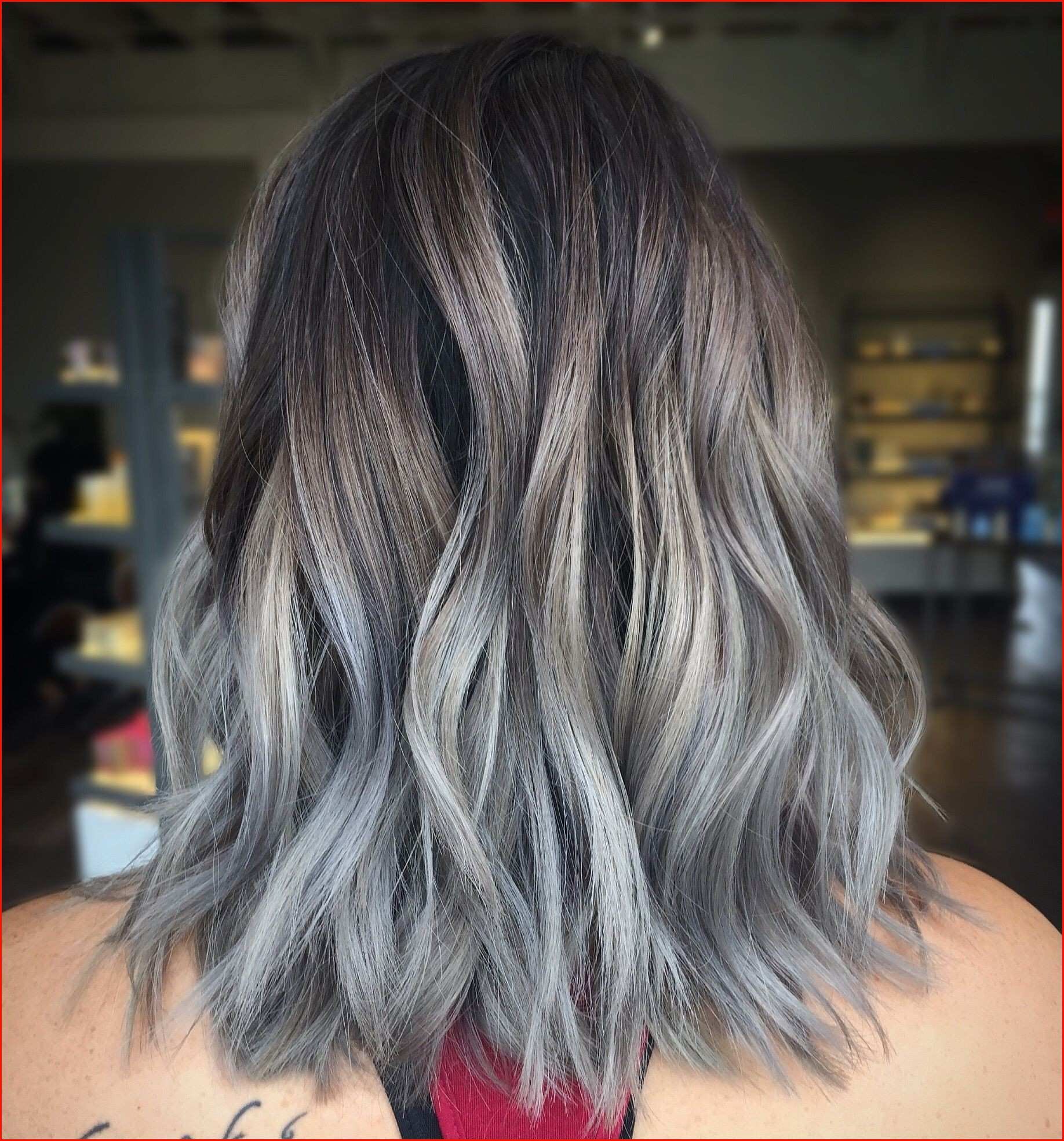 Пепельное мелирование. Grey Balayage. Седой балаяж. Мелирование балаяж пепельный. Шатуш балаяж пепельный мелирование.