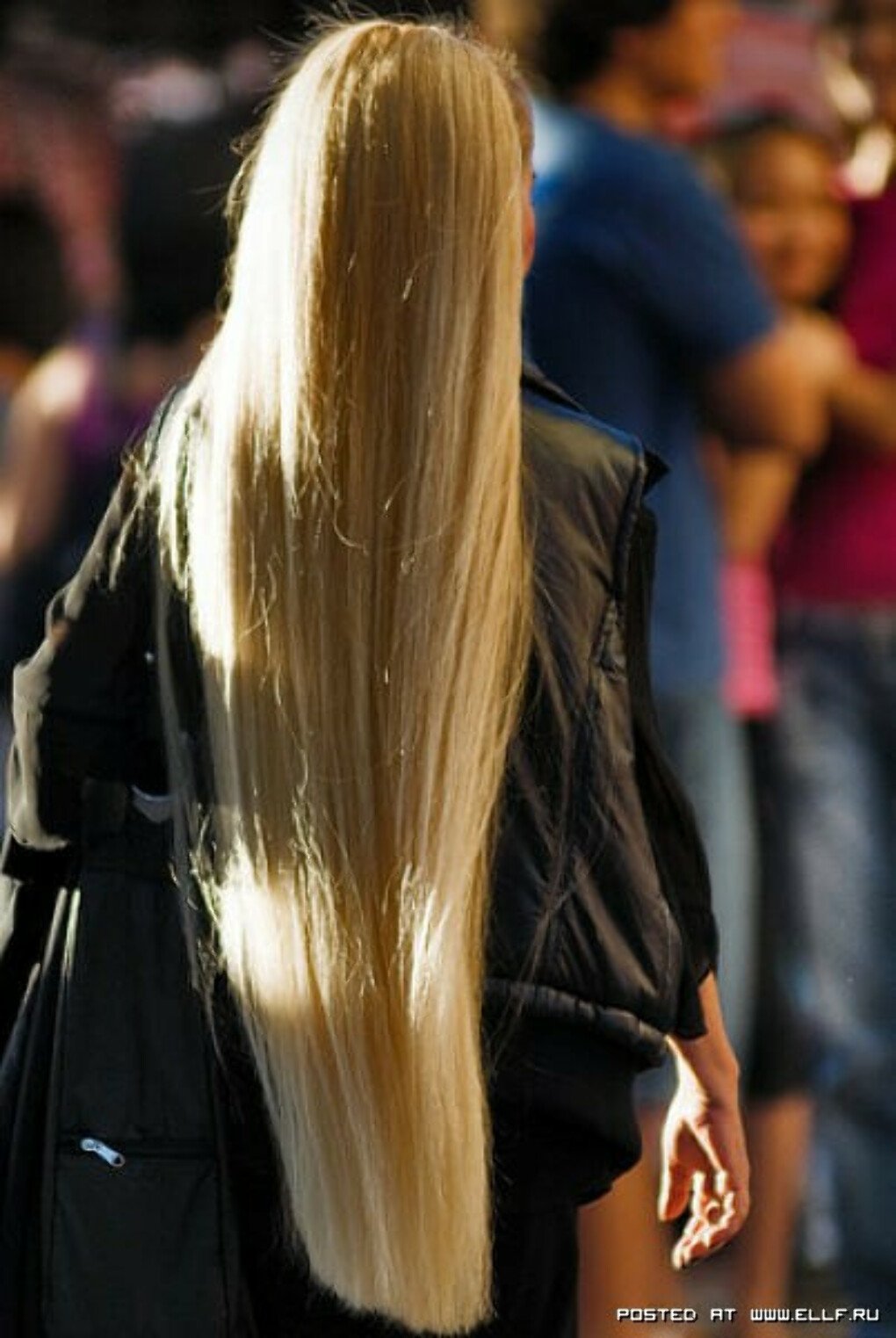 Как отрастить волосы блондинке. Длинные волосы. Густые длинные русые волосы. Длинноволосая блондинка. Шикарные длинные волосы.