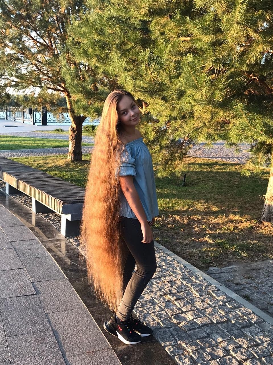 Лонг Хаир Индиан Рапунцель