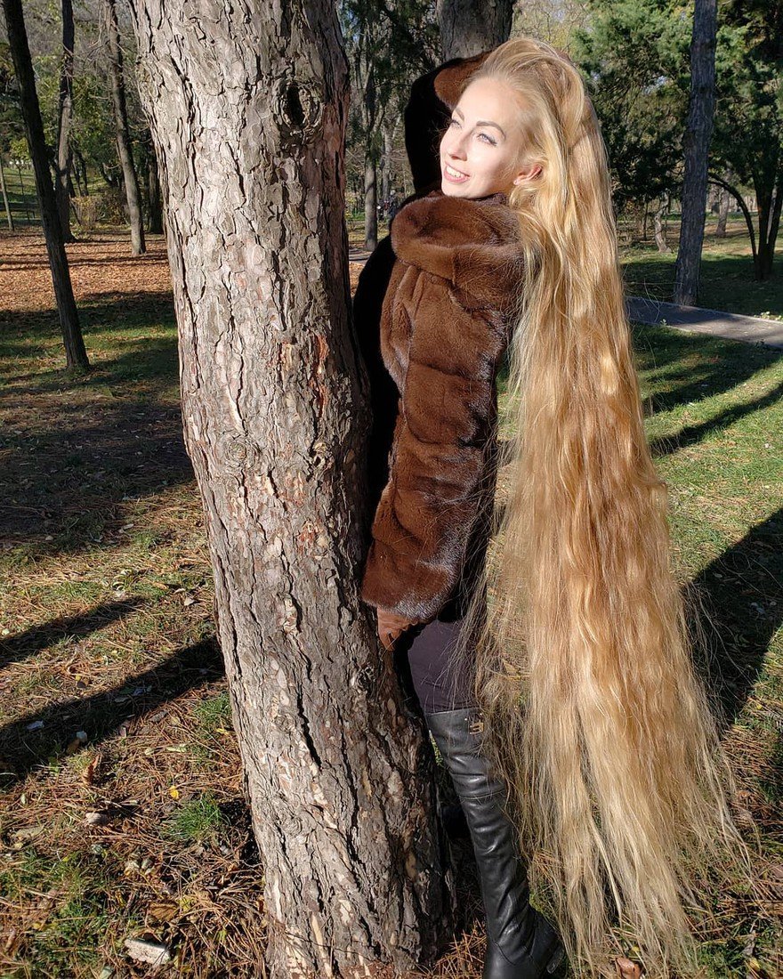 Самые длинные волосы в мире у девочки фото