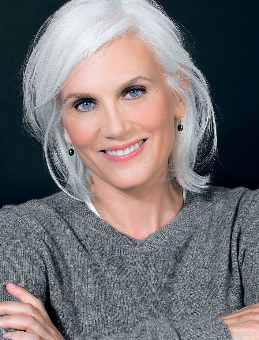 Дафна Хикс Grey hair