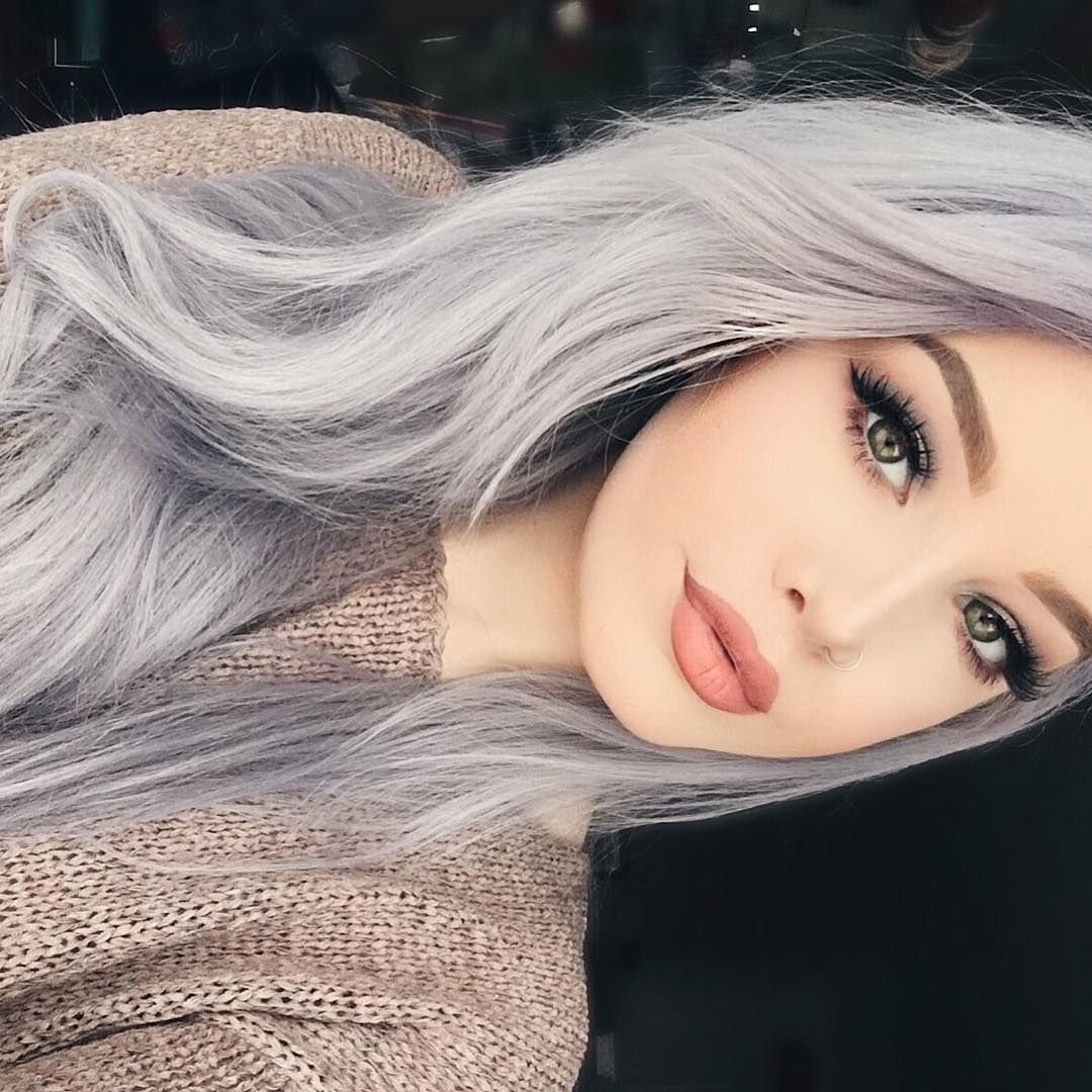 Hailie Barber серые волосы