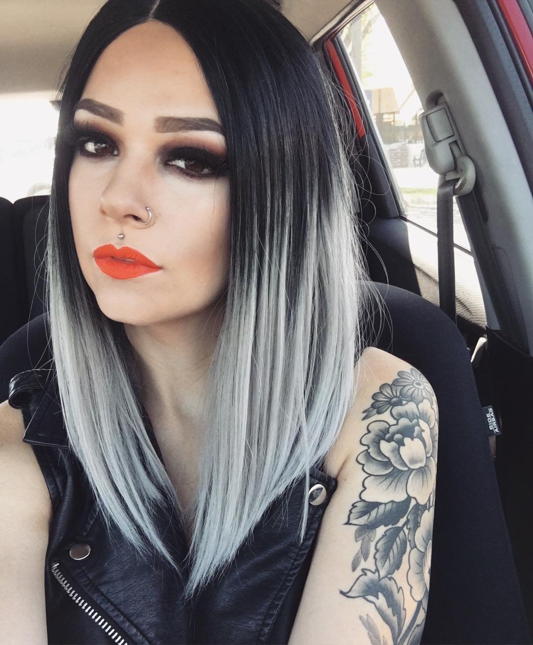 Kirsten Zellers белые волосы