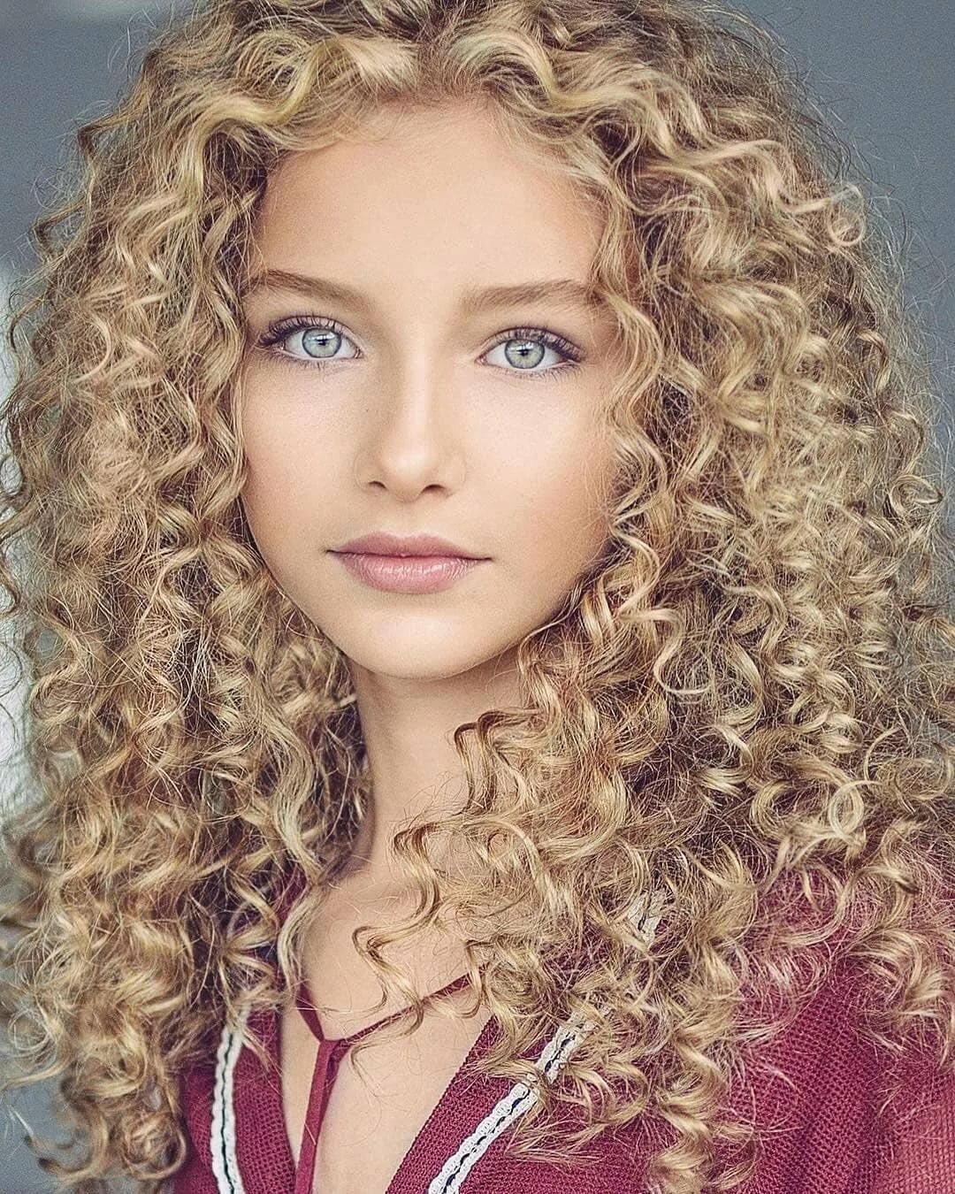 Марина кучерявая дублер