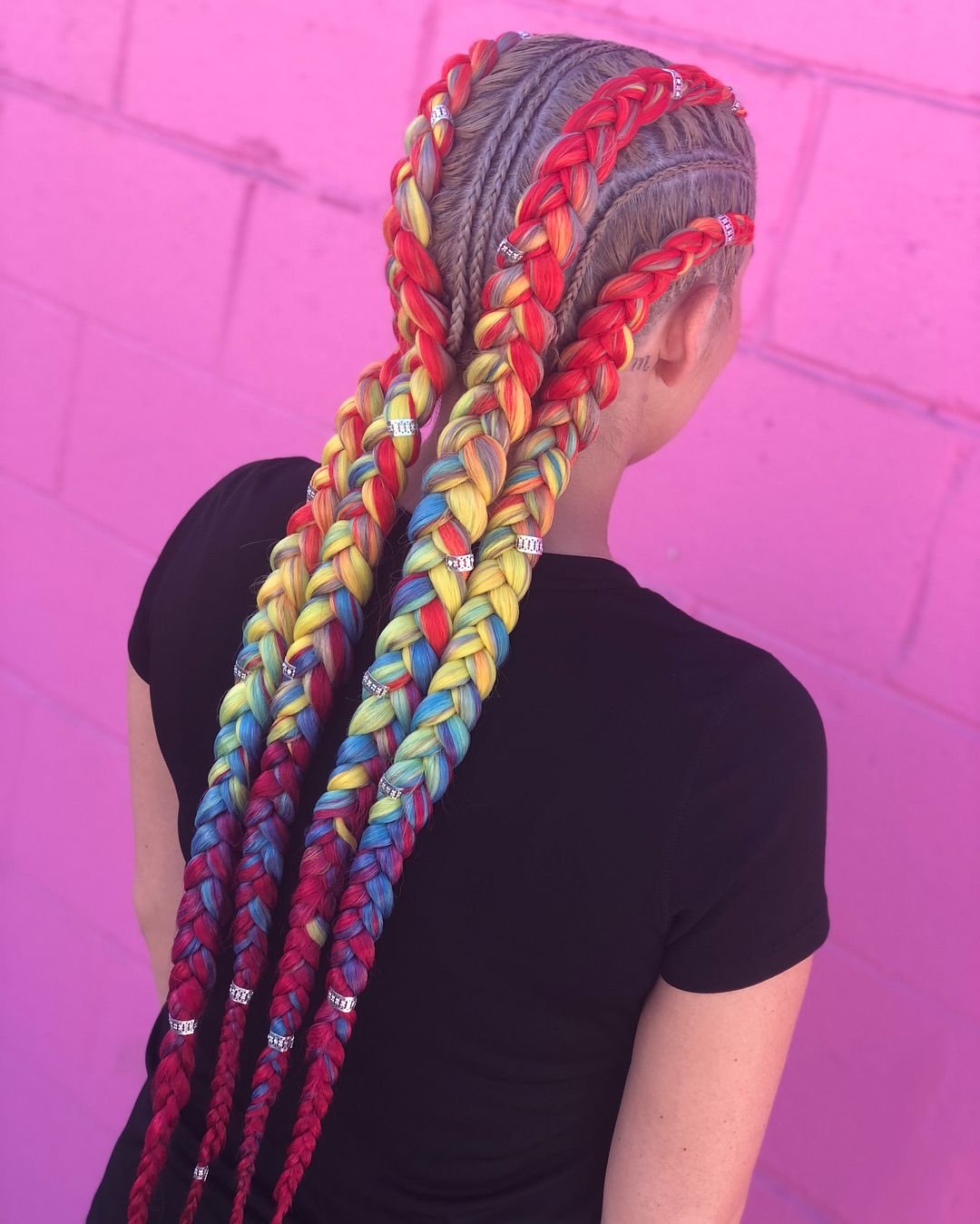 Разноцветные косички в волосы
