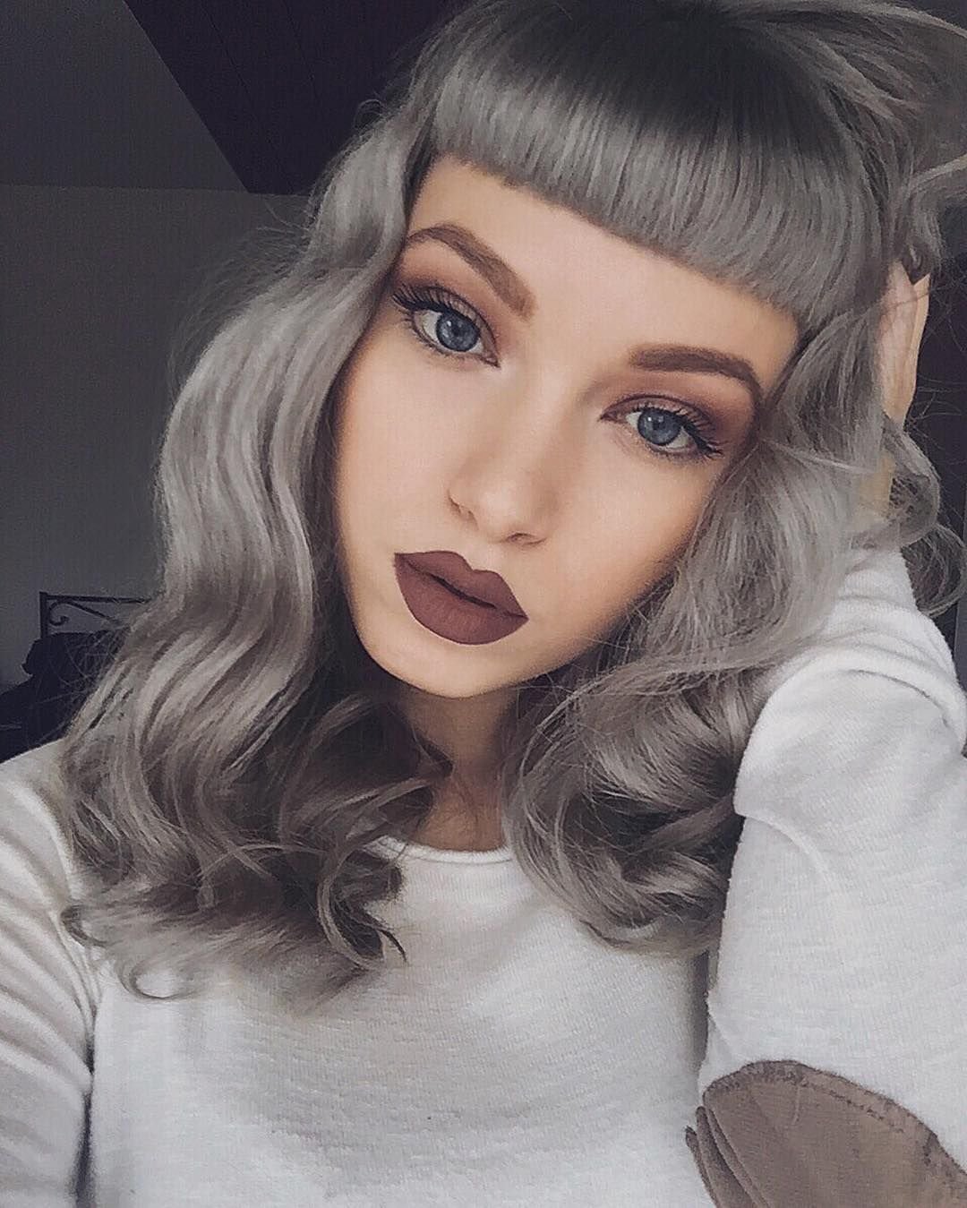 Алена Шишкова каре