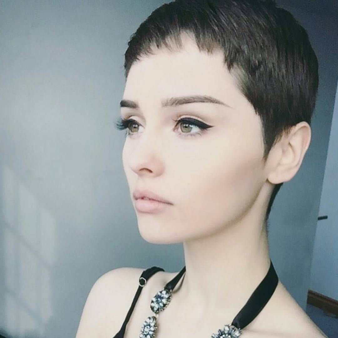 Ультракороткая стрижка Пикси